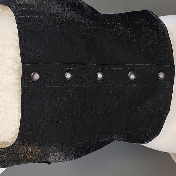 WAYF Where Are You From Black Vegan Front Snap Shimmery Back Smocked Crop - Sz L - Picture 6 of 16